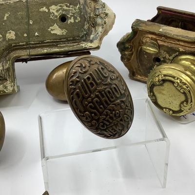 1022 Antique Brass Public School Door Knobs Hardware