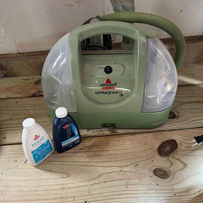 W 1172 Bissell Little Green Carpet Cleaner