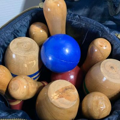 Frontgate Lawn Bowling Set