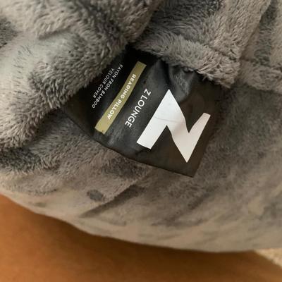 X Lounge Reading Pillow