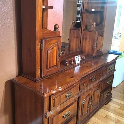 Elkin Collection Dresser with Mirror