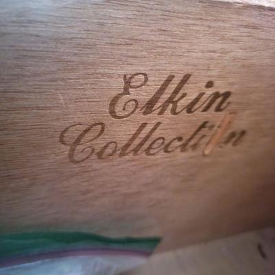Elkin Collection Dresser with Mirror