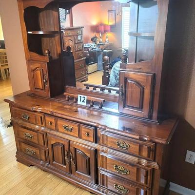 Elkin Collection Dresser with Mirror