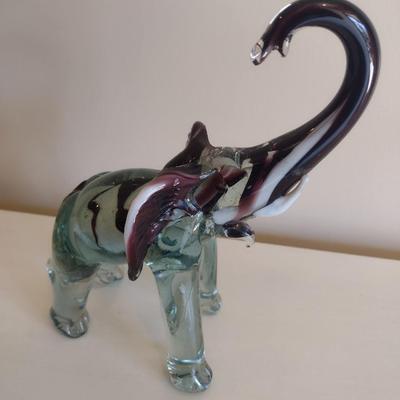 Murano Style Elephant Art Glass Statuette