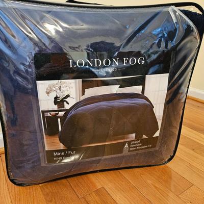 London Fog, Social Standards King Size Comforters and More (GB-DW)
