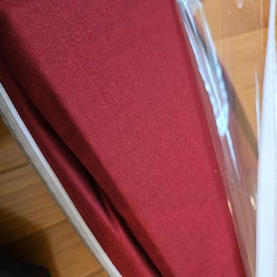 Lenox and Home Accents King Size Bedding (GB-DW)