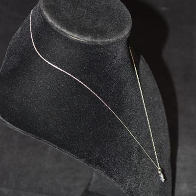10K White Gold Chain 18" w/ 10K Tourmaline Pendant 0.7g