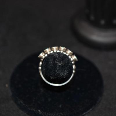 Vintage Sterling Navajo Ring with Malachite Size 5.5 4.7g
