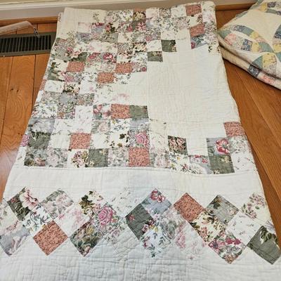 Five Queen Size Quilts (GB-DW)