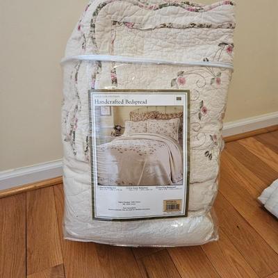 Five Queen Size Quilts (GB-DW)