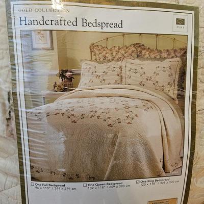 Five Queen Size Quilts (GB-DW)