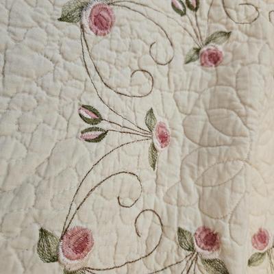 Five Queen Size Quilts (GB-DW)