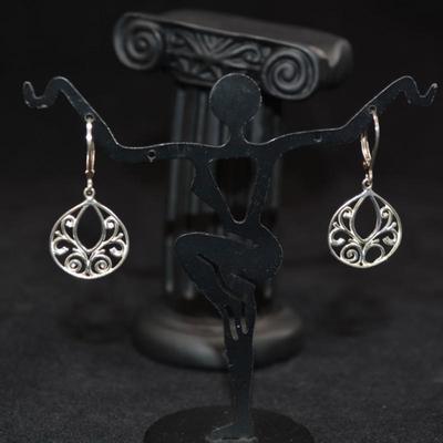 925 Sterling Floral Filigree Drop Earrings 2.2g