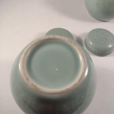 Pair of Glazed Ceramic Ginger Jars with Lids