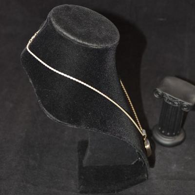 925 Sterling Twisted Chain 20" with 925 and Onyx Pendant 19.7g