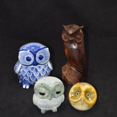 Lot of Assorted Owl Figures Wood, Agate, Ceramic, & Soapstone