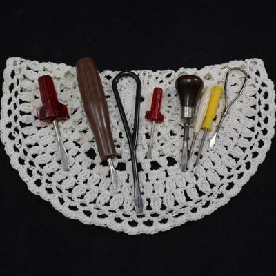 Lot of Vintage Sewing Machine Screw Drivers