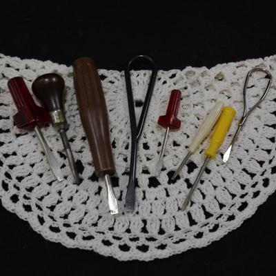 Lot of Vintage Sewing Machine Screw Drivers