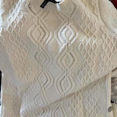 HUGE Lot of Women's Sweaters Sz SM