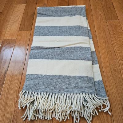 Three Throws (GB-DW)