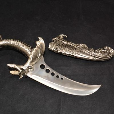 Decorative Defender Fantasy Dagger w/ Sheath