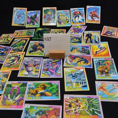 Lot of 36 Marvel 1991 Super Hero Super Villain Collectable Cards