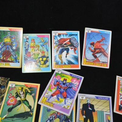 Lot of 36 Marvel 1991 Super Hero Super Villain Collectable Cards