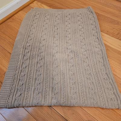 Women's Throws and Wraps (GB-DW)