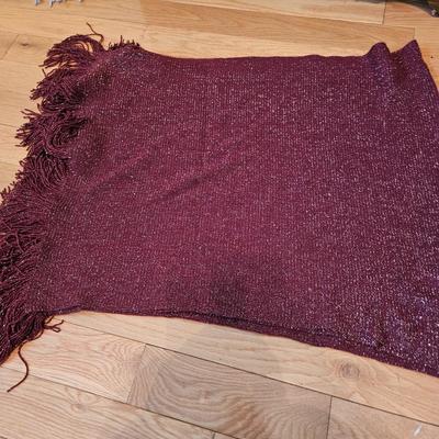 Women's Throws and Wraps (GB-DW)