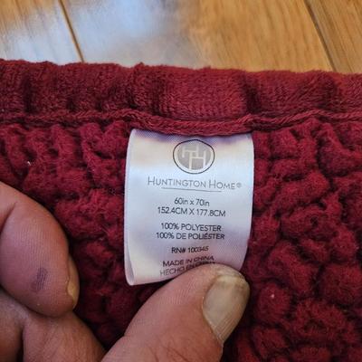 Blankets and Wraps (GB-DW)