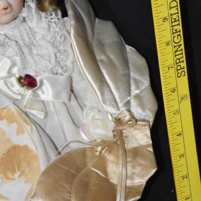 Bride/angel Doll
