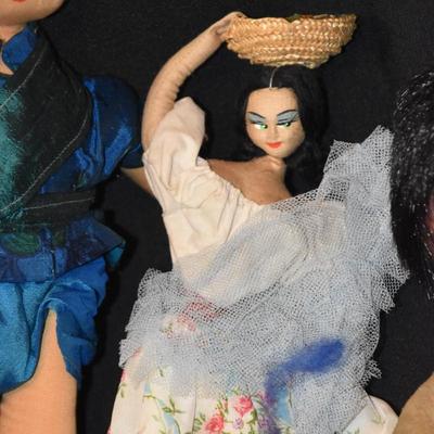Dolls of Different Countires