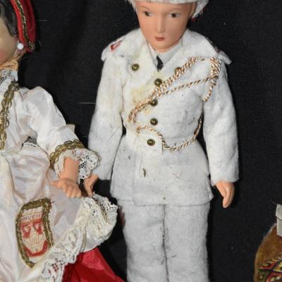 More Dolls Of Different Countries