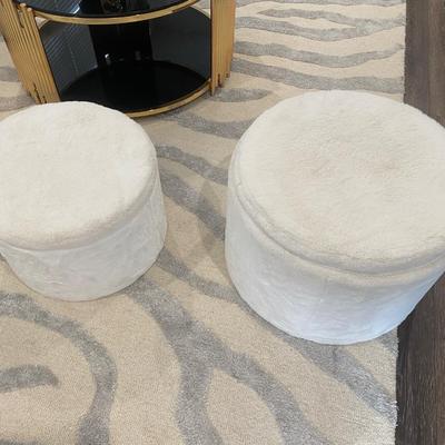 Ugg Tables/Containers