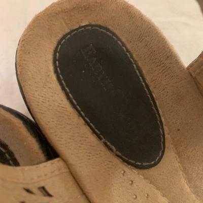 Earth Origins & More Sandals, Size 8 (PC-HS)