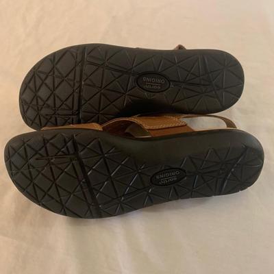 Earth Origins & More Sandals, Size 8 (PC-HS)