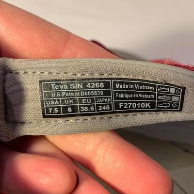 Merrell, Teva, Sketchers, & More Outdoor Adventure Shoes, Size 8/9 (PC-HS)