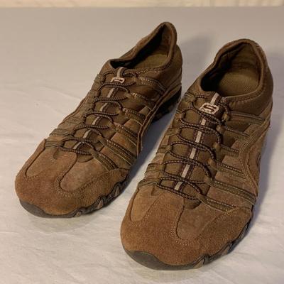 Merrell, Teva, Sketchers, & More Outdoor Adventure Shoes, Size 8/9 (PC-HS)