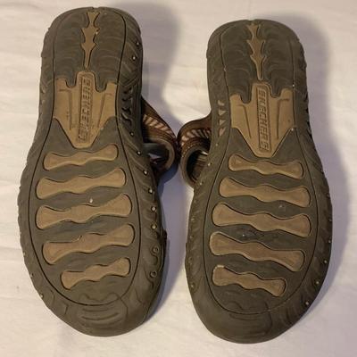 Merrell, Teva, Sketchers, & More Outdoor Adventure Shoes, Size 8/9 (PC-HS)