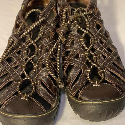 Merrell, Teva, Sketchers, & More Outdoor Adventure Shoes, Size 8/9 (PC-HS)