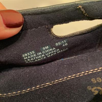 Clarks Shoes & More, Womenâ€™s Size 8 (PC-HS)