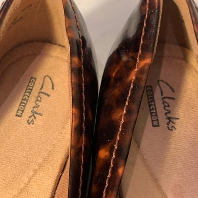 Clarks Shoes & More, Womenâ€™s Size 8 (PC-HS)