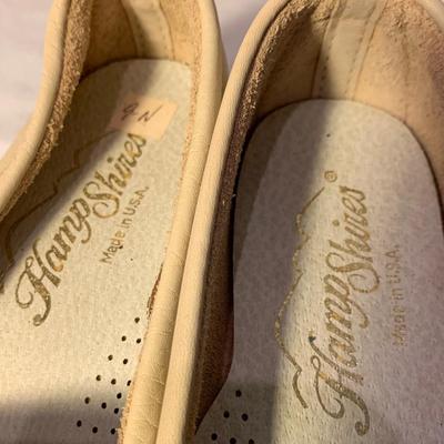 Large Collection of Flats & Loafers, Womenâ€™s Size 7-9 (PC-HS)