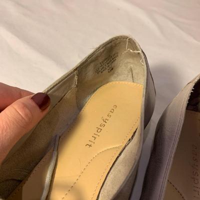 Large Collection of Flats & Loafers, Womenâ€™s Size 7-9 (PC-HS)