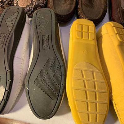 Large Collection of Flats & Loafers, Womenâ€™s Size 7-9 (PC-HS)