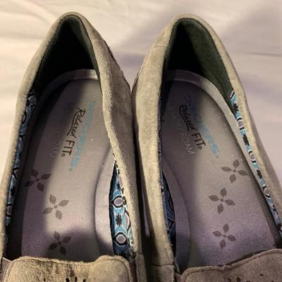 Large Collection of Flats & Loafers, Womenâ€™s Size 7-9 (PC-HS)