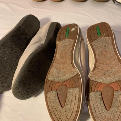 Large Collection of Flats & Loafers, Womenâ€™s Size 7-9 (PC-HS)
