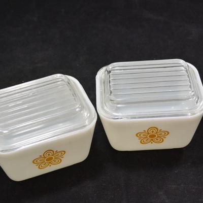 Vintage Lot of Butterfly Gold Pyrex Dishes