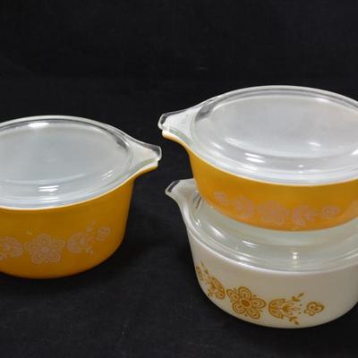 Vintage Lot of Butterfly Gold Pyrex Dishes