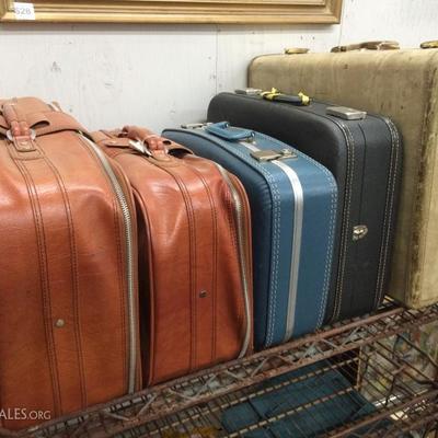 Lot of 5 Vintage Suitcases